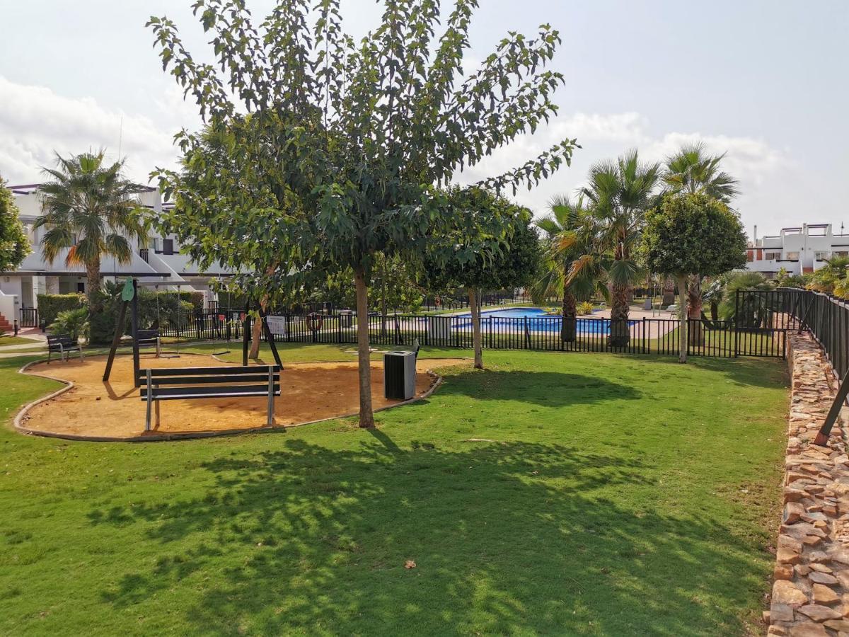 Lovely 3 Bedroom Apartment On Golf Resort Alhama de Murcia Exteriör bild