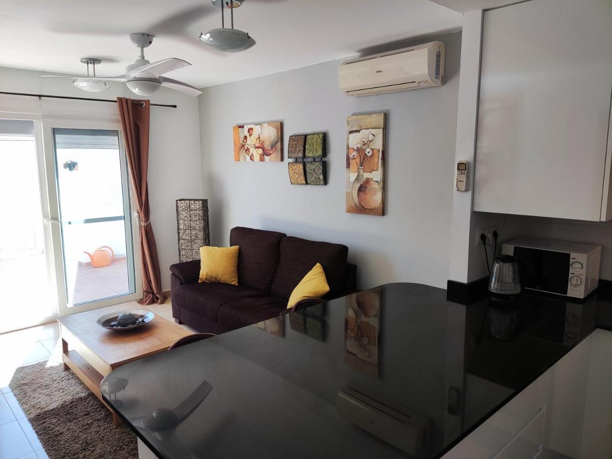 Lovely 3 Bedroom Apartment On Golf Resort Alhama de Murcia Exteriör bild
